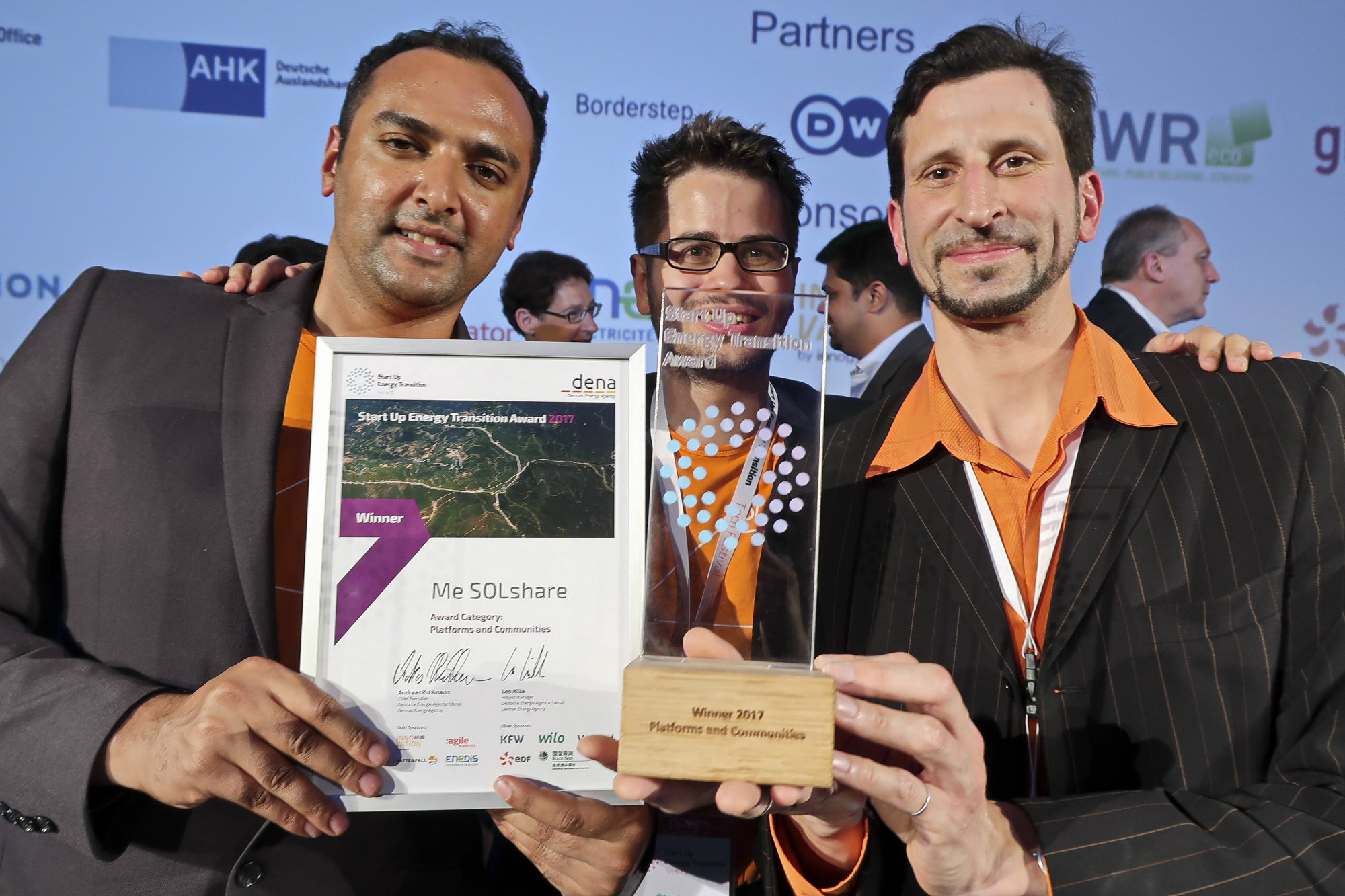 ME SOLshare - Smart Peer-to-Peer Solar, Bangladesh